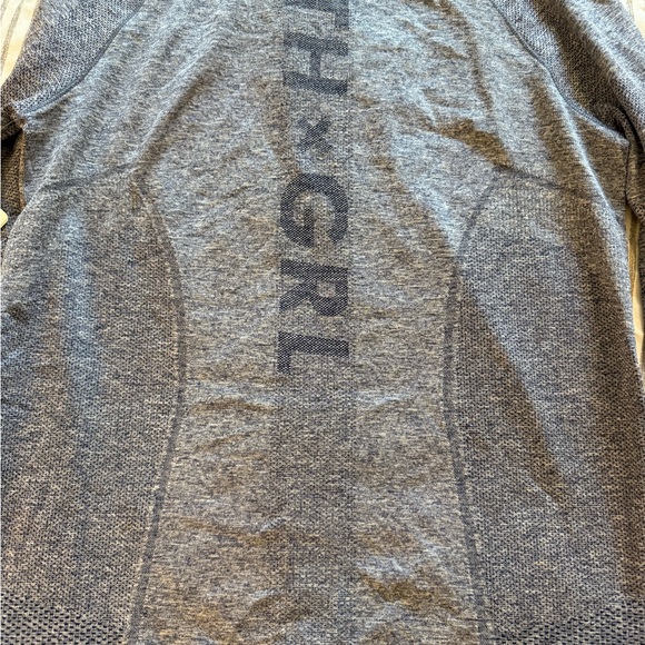 Athleta girl Heathered Gray Long Sleeve Tee - Picture 4 of 4